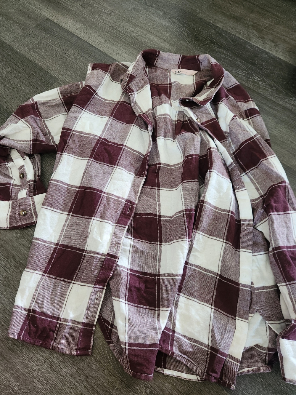 SO Burgundy & White Plaid Button-Up Shirt Flannel Womens Large
